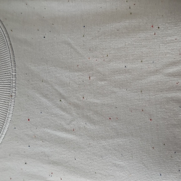 347. Lululemon Back in Action Sweatshirt - Picture 2 of 7